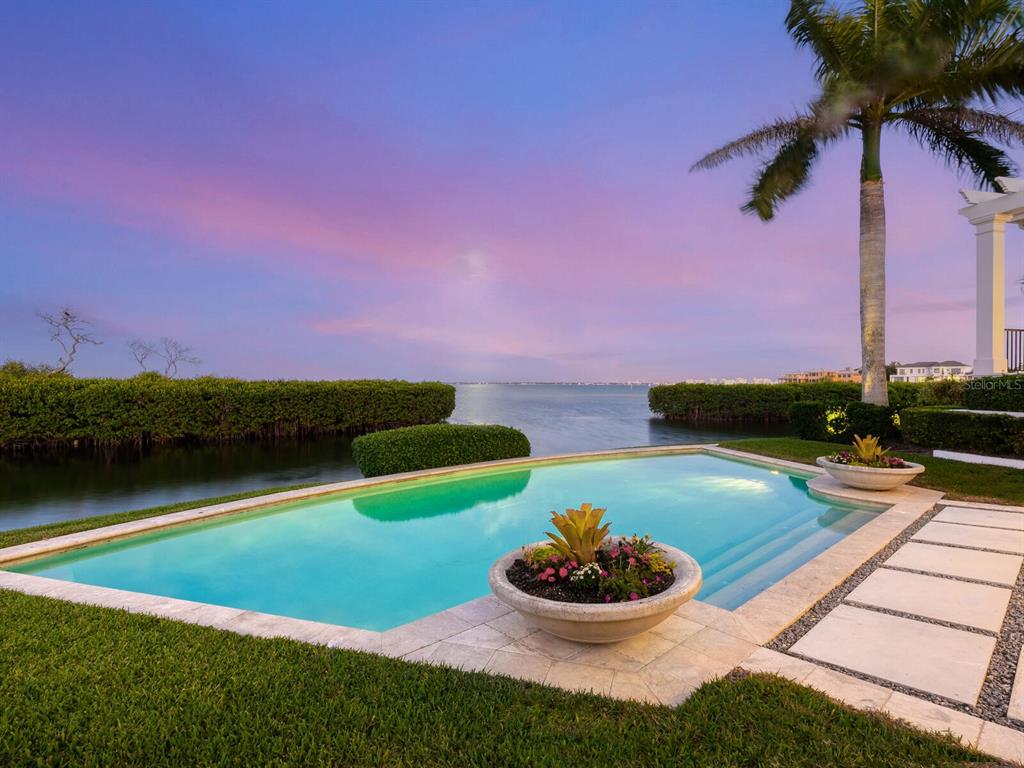 560 Harbor Point Road Longboat Key, FL 34228 - Photo 6 of 64