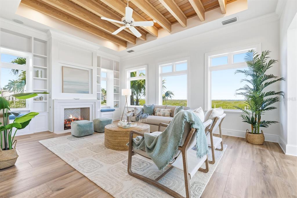 560 Harbor Point Road Longboat Key, FL 34228 - Photo 9 of 64