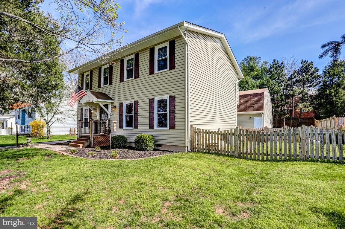 8739 Weems Road Manassas, VA 20110 - Photo 2 of 17 Exterior (Front)