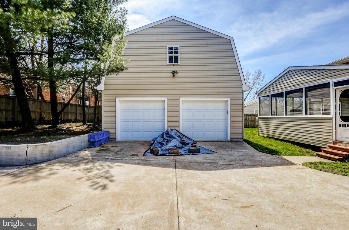 8739 Weems Road Manassas, VA 20110 - Photo 15 of 17 oversize two car garage
