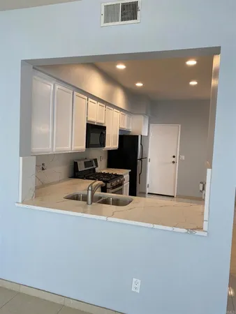 $4,675 | 13613 Tiverton Road, San Diego, CA 92130