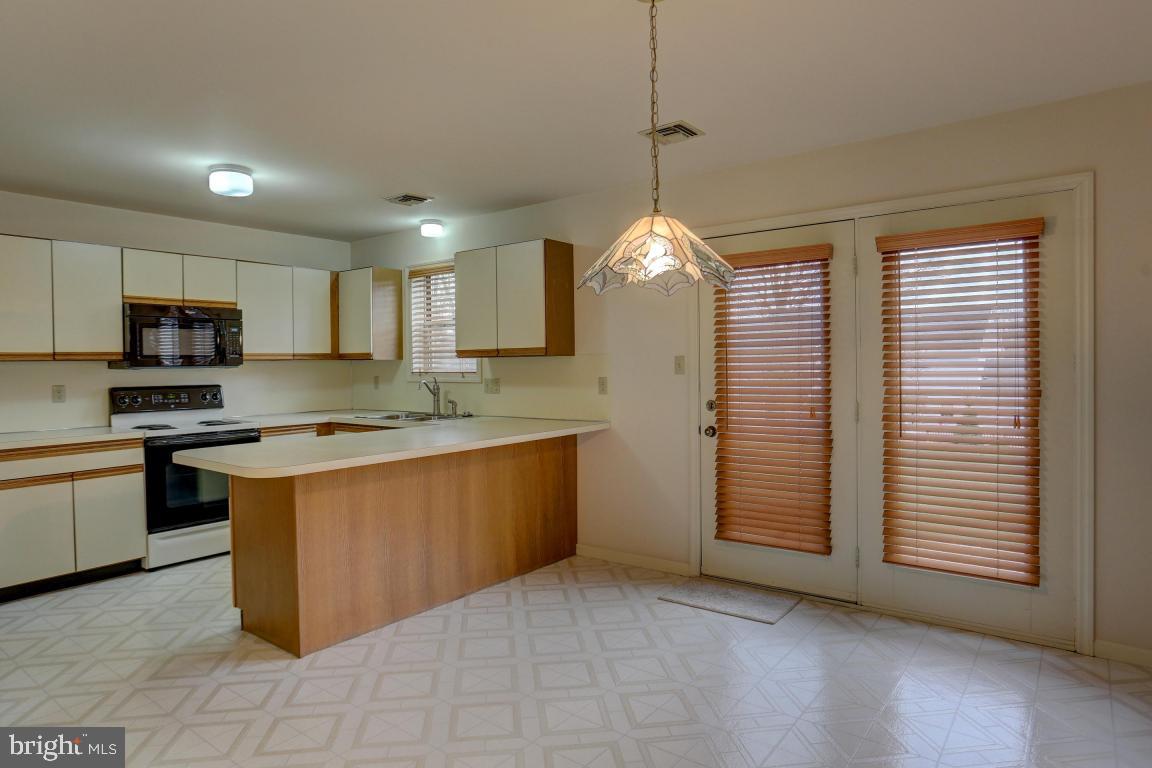 122 Spring Ridge Court Lancaster, PA 17601 - Photo 11 of 23 Gallery Image 11