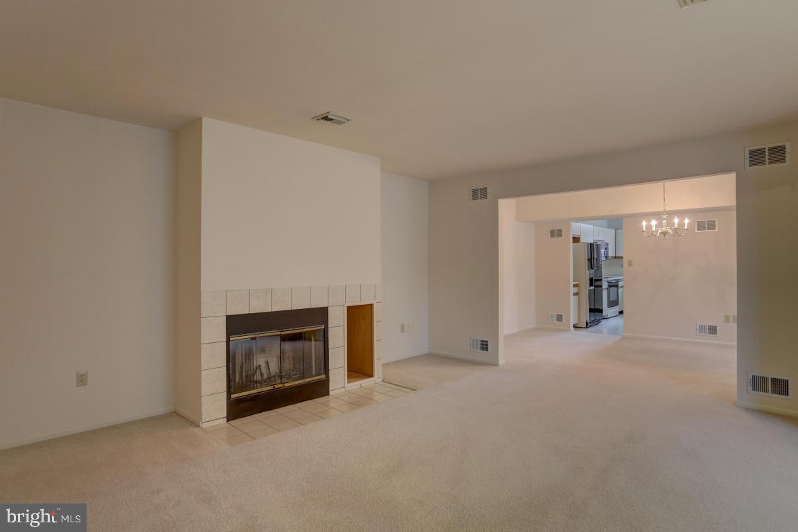 122 Spring Ridge Court Lancaster, PA 17601 - Photo 5 of 23 Gallery Image 5