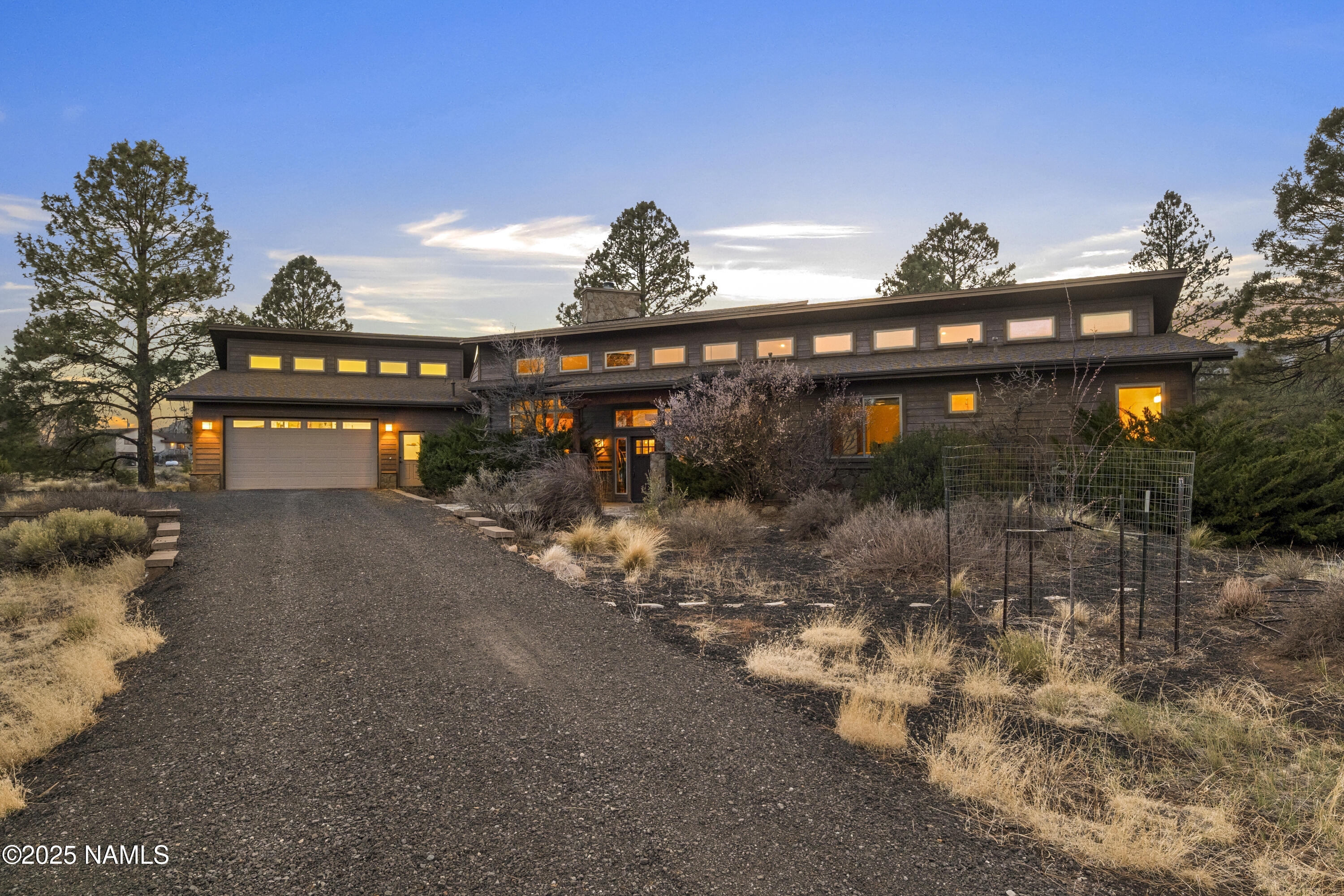 8080 Winchester Drive Flagstaff, AZ 86004 - Photo 2 of 29 2