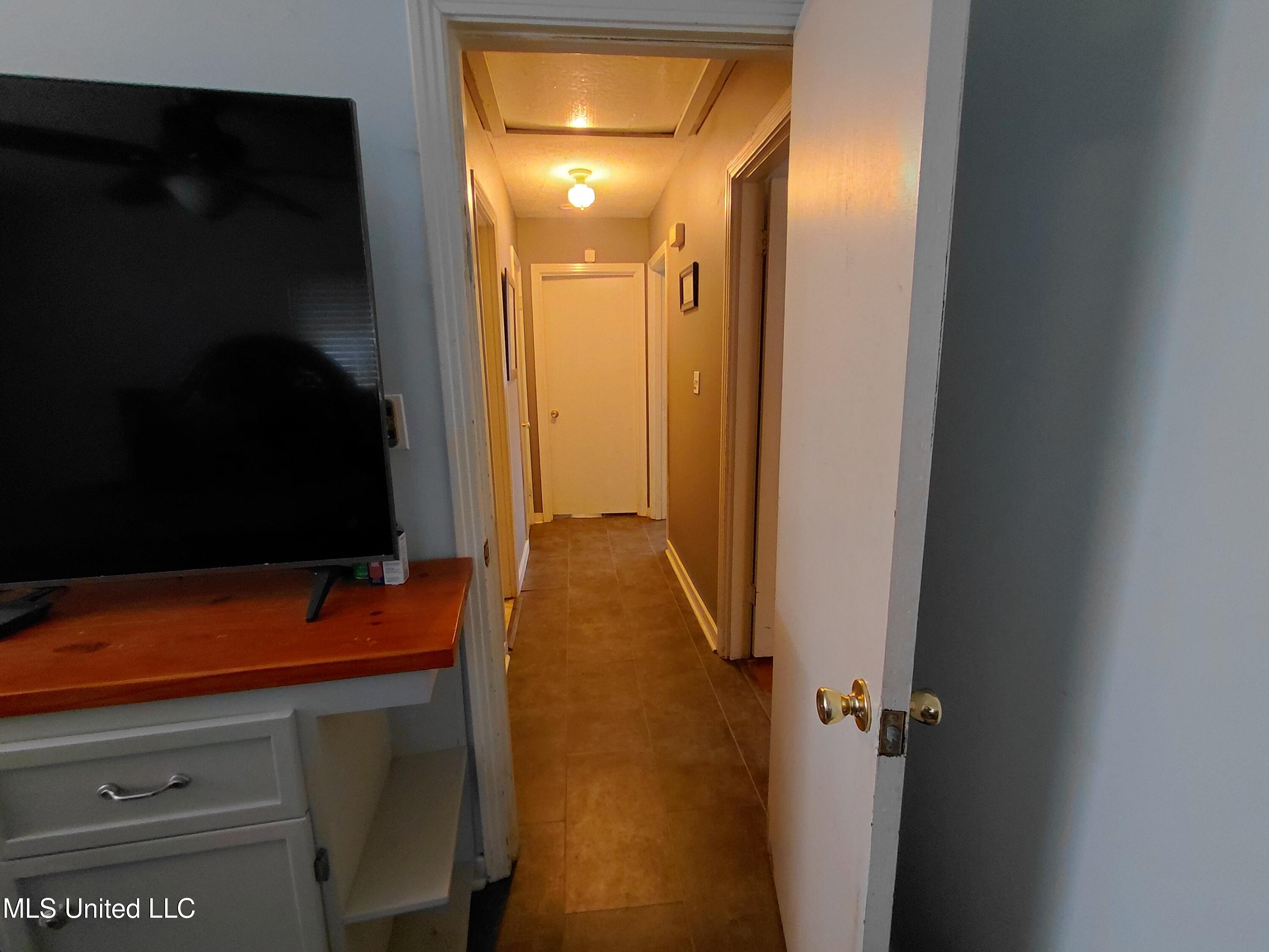 1443 Sheffield Drive Jackson, MS 39211 - Photo 16 of 30 1000008224