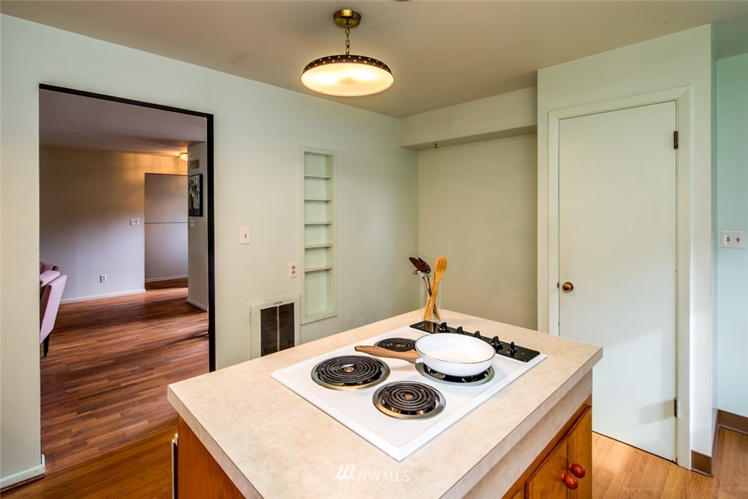1237 West Racine Street Bellingham, WA 98229 - Photo 11 of 25 Gallery Image 11
