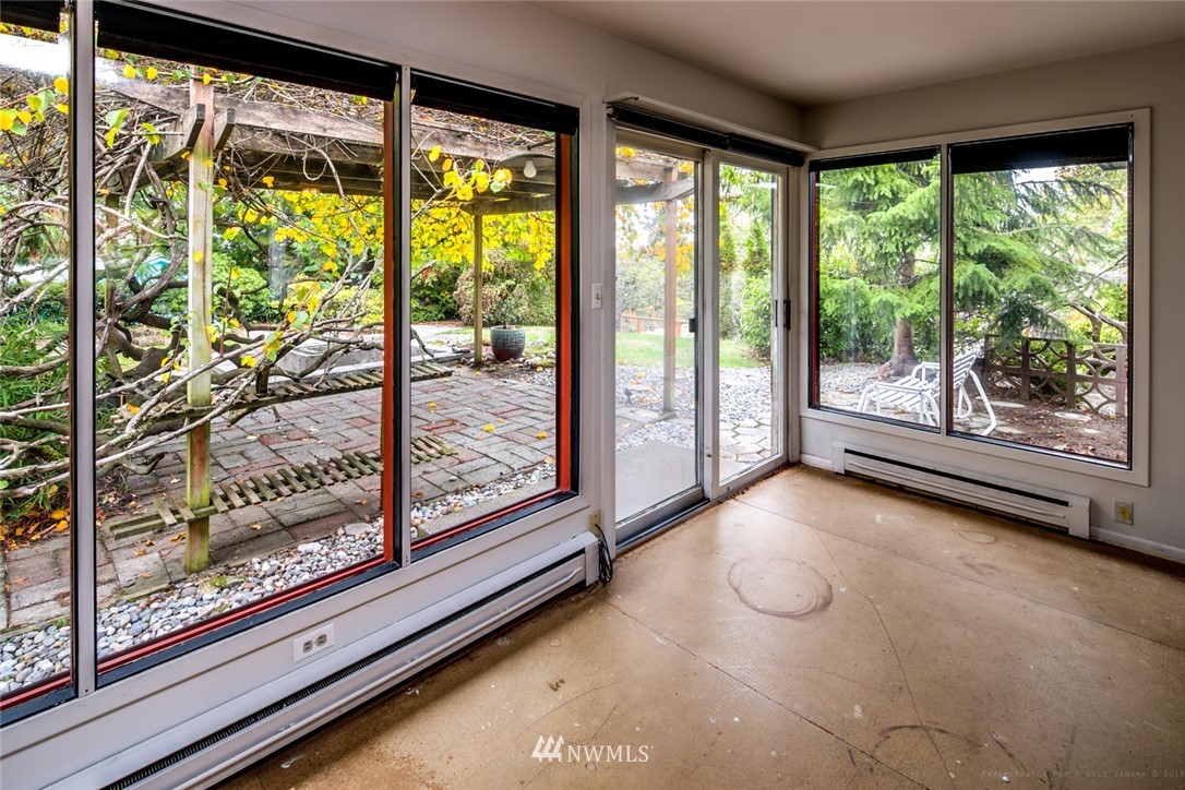 1237 West Racine Street Bellingham, WA 98229 - Photo 5 of 25 Gallery Image 5