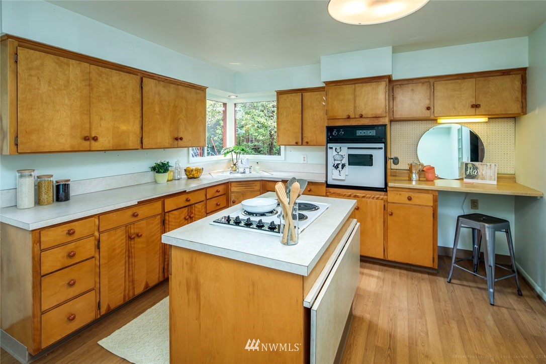 1237 West Racine Street Bellingham, WA 98229 - Photo 7 of 25 Gallery Image 7