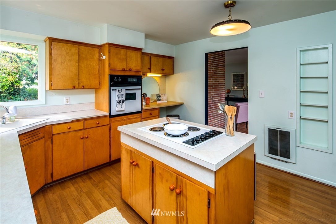 1237 West Racine Street Bellingham, WA 98229 - Photo 8 of 25 Gallery Image 8