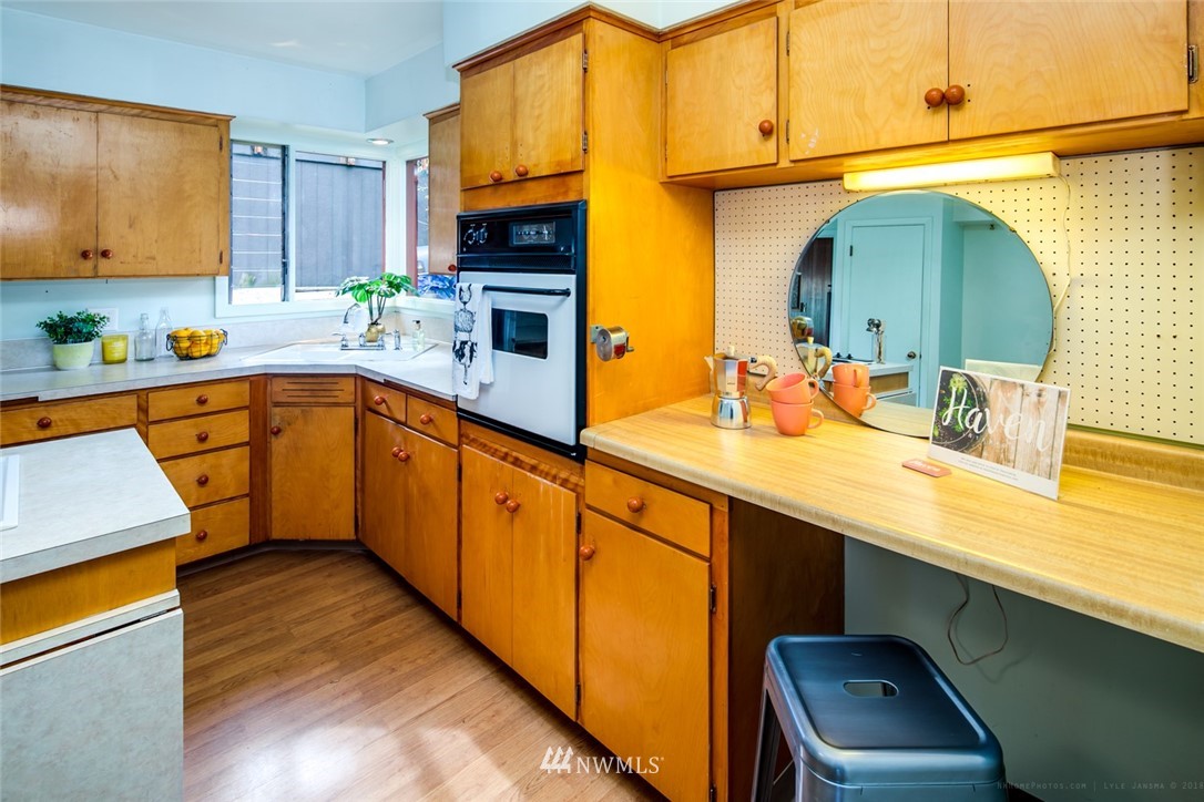 1237 West Racine Street Bellingham, WA 98229 - Photo 10 of 25 Gallery Image 10