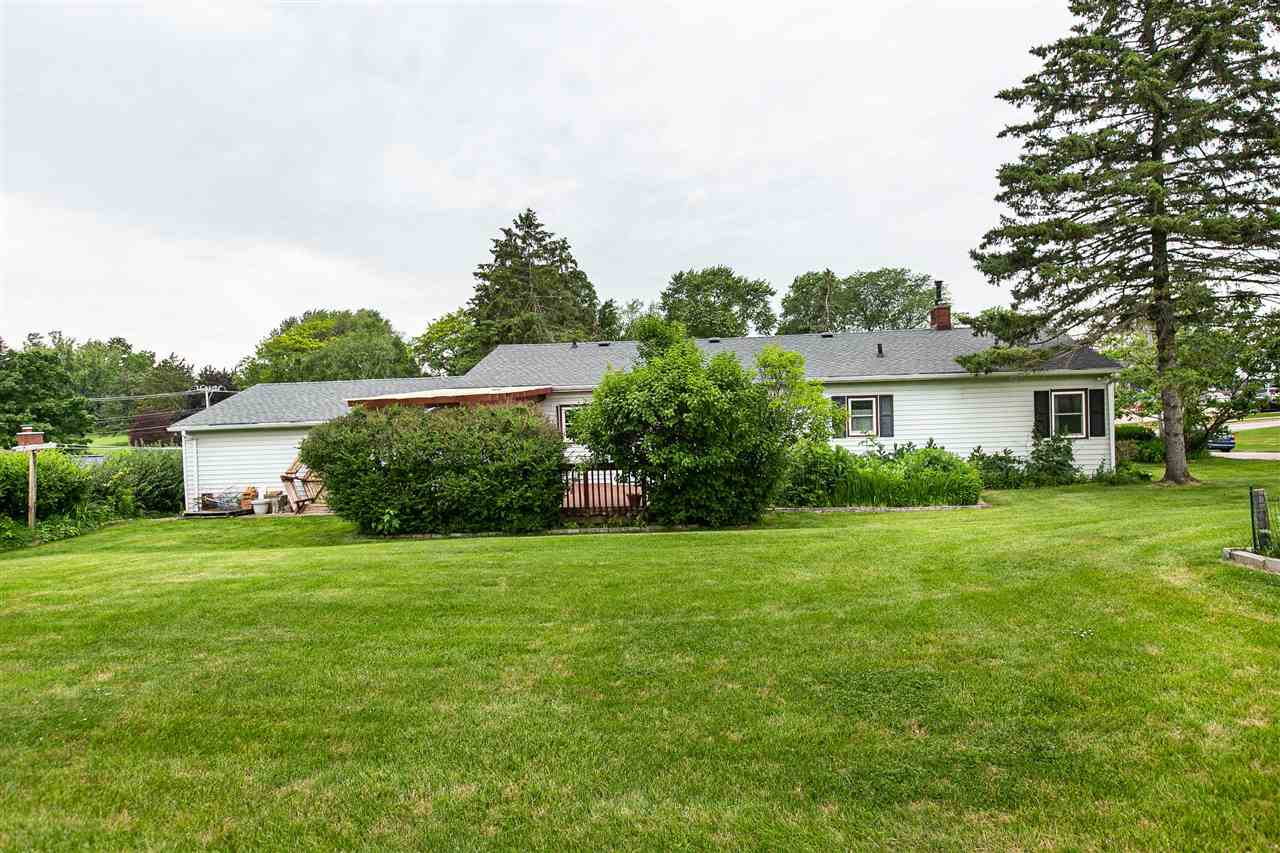 2472 Radford Road Dubuque, IA 52002 - Photo 24 of 25 Gallery Image 24