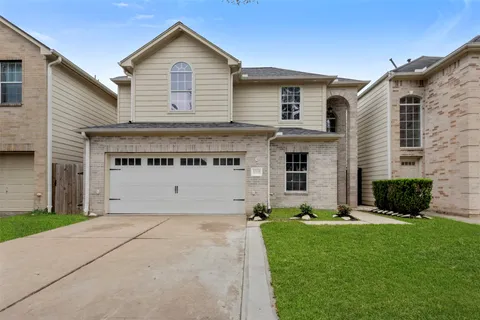 $285,000 | 10135 West Palm Lake Drive, Houston, TX 77034