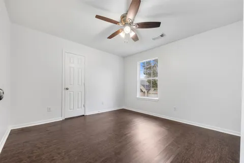$285,000 | 10135 West Palm Lake Drive, Houston, TX 77034
