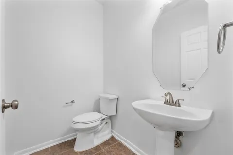 $285,000 | 10135 West Palm Lake Drive, Houston, TX 77034
