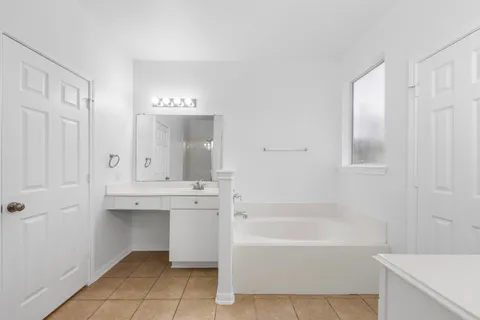 $285,000 | 10135 West Palm Lake Drive, Houston, TX 77034