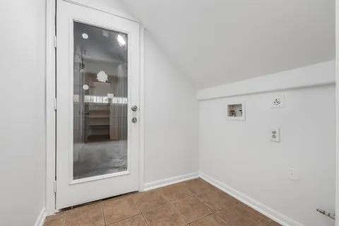 $285,000 | 10135 West Palm Lake Drive, Houston, TX 77034