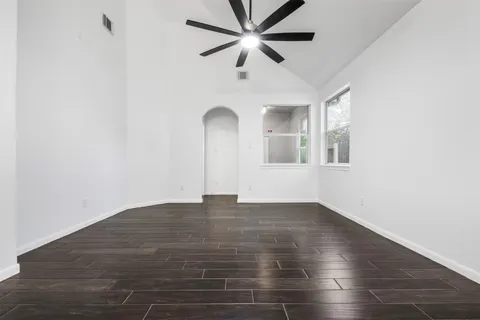 $285,000 | 10135 West Palm Lake Drive, Houston, TX 77034