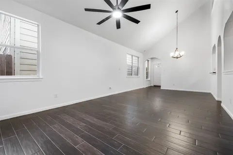 $285,000 | 10135 West Palm Lake Drive, Houston, TX 77034