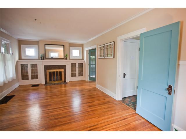 159 Tibet Road Columbus, OH 43202 - Photo 4 of 20