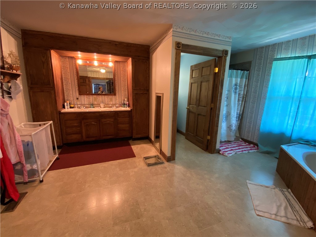 2000 Crooked Run Road Ravenswood, WV 26164 - Photo 14 of 25 Gallery Image 14