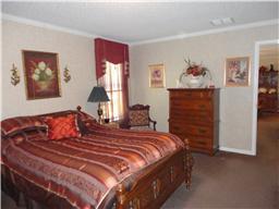 299 Knott Road Winchester, TN 37398 - Photo 12 of 20 Alternate view of the master bedroom.