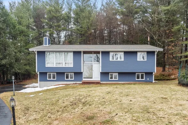 $725,000 | 221 Whitcomb Avenue, Littleton, MA 01460