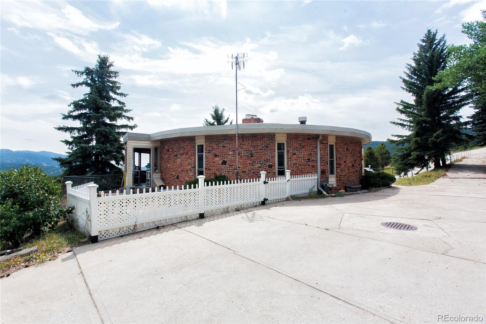 11926 West Ranch Elsie Road Golden, CO 80403 - Photo 6 of 39 Gallery Image 6