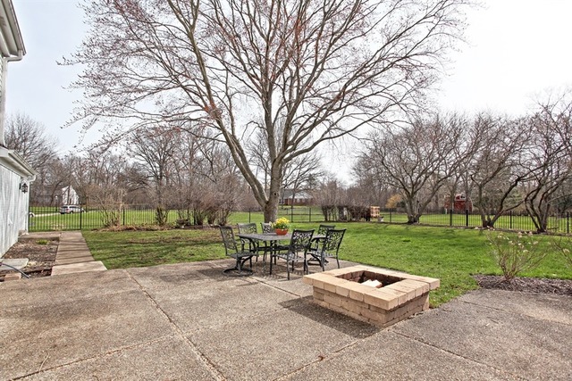 211 Dover Road Lake Forest, IL 60045 - Photo 22 of 25
