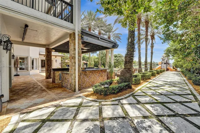 $2,795,000 | 11356 Canyon Maple Boulevard, Davie, FL 33330