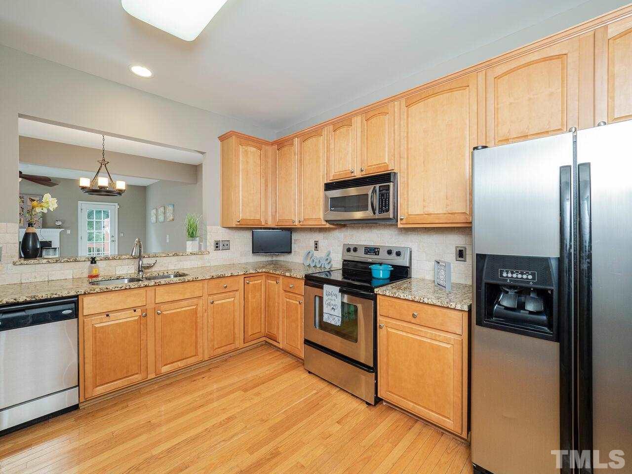 3026 Settle In Lane Raleigh, NC 27614 - Photo 4 of 27 Gallery Image 4