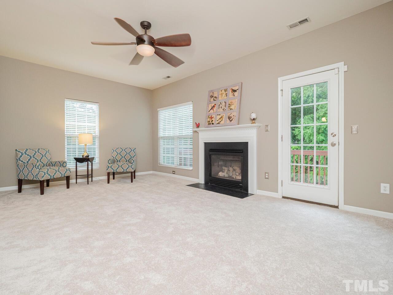 3026 Settle In Lane Raleigh, NC 27614 - Photo 8 of 27 Gallery Image 8