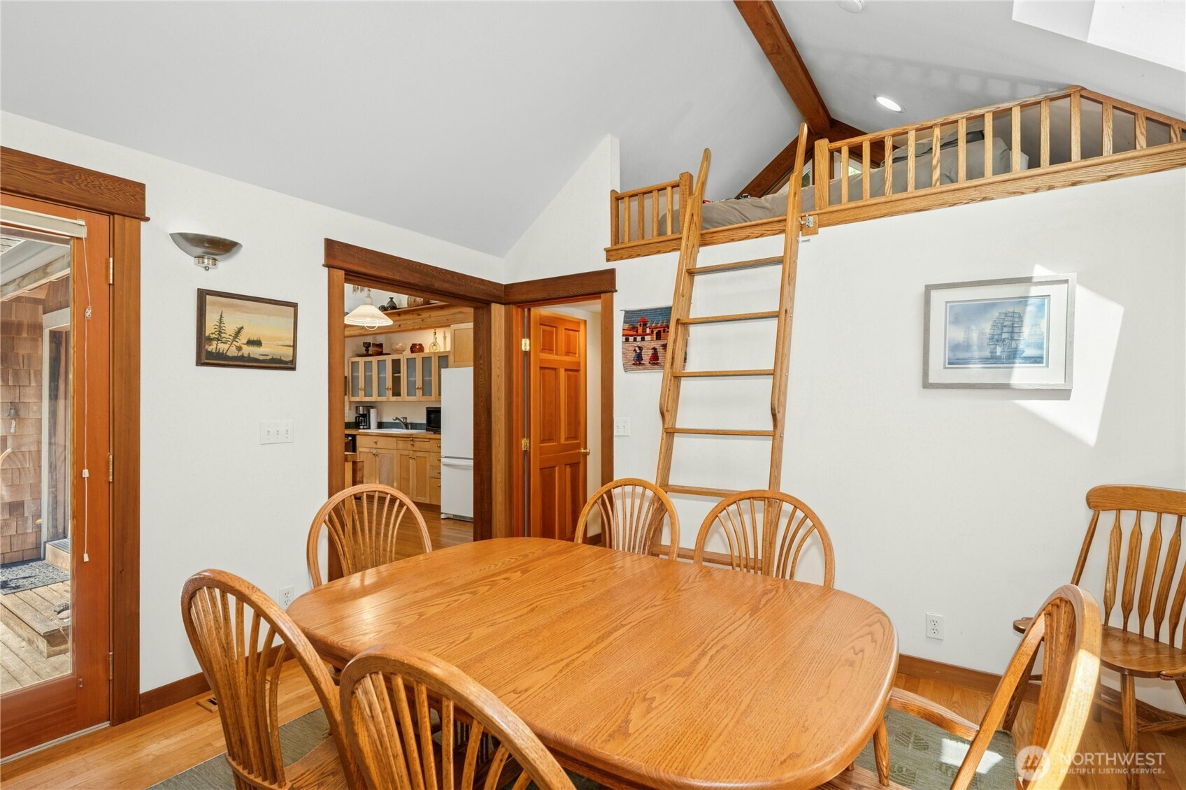 5579 Northeast Foster Road Bainbridge Island, WA 98110 - Photo 11 of 36