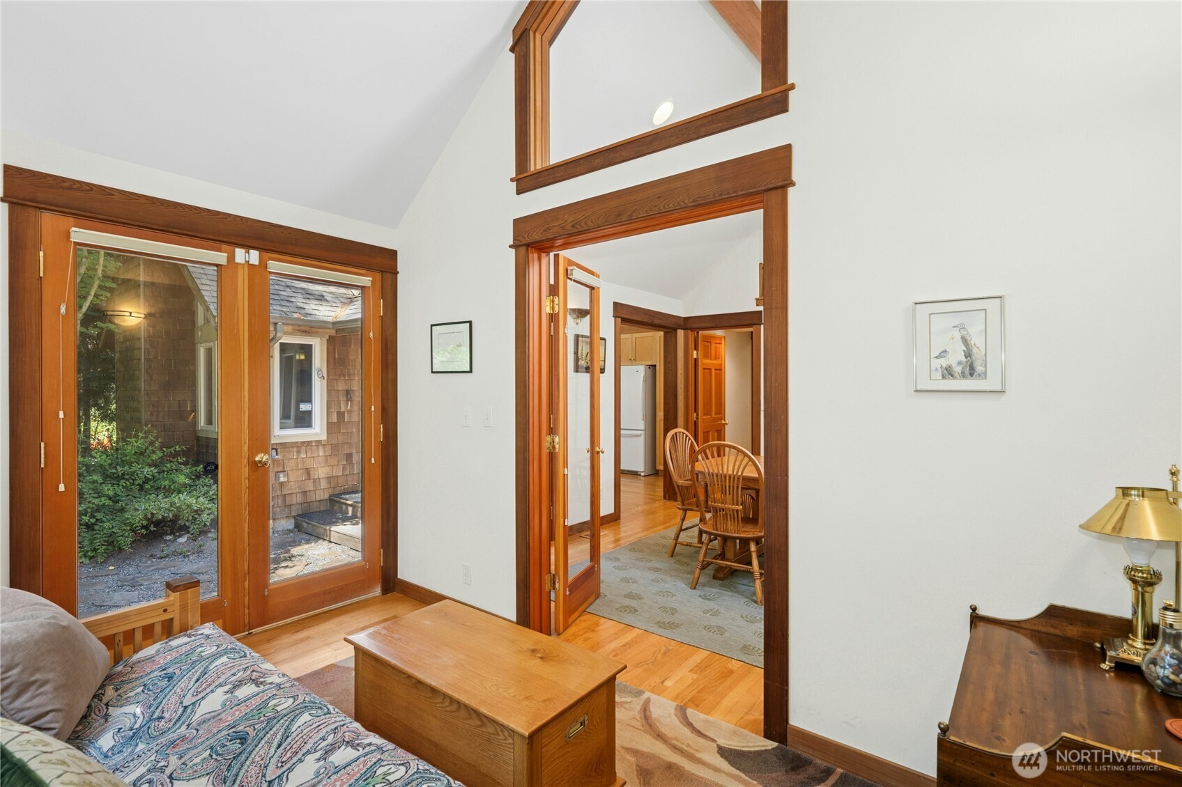 5579 Northeast Foster Road Bainbridge Island, WA 98110 - Photo 15 of 36