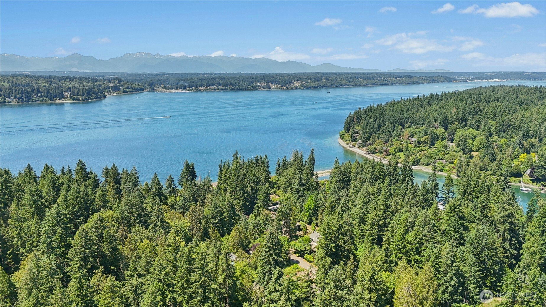 5579 Northeast Foster Road Bainbridge Island, WA 98110 - Photo 2 of 36