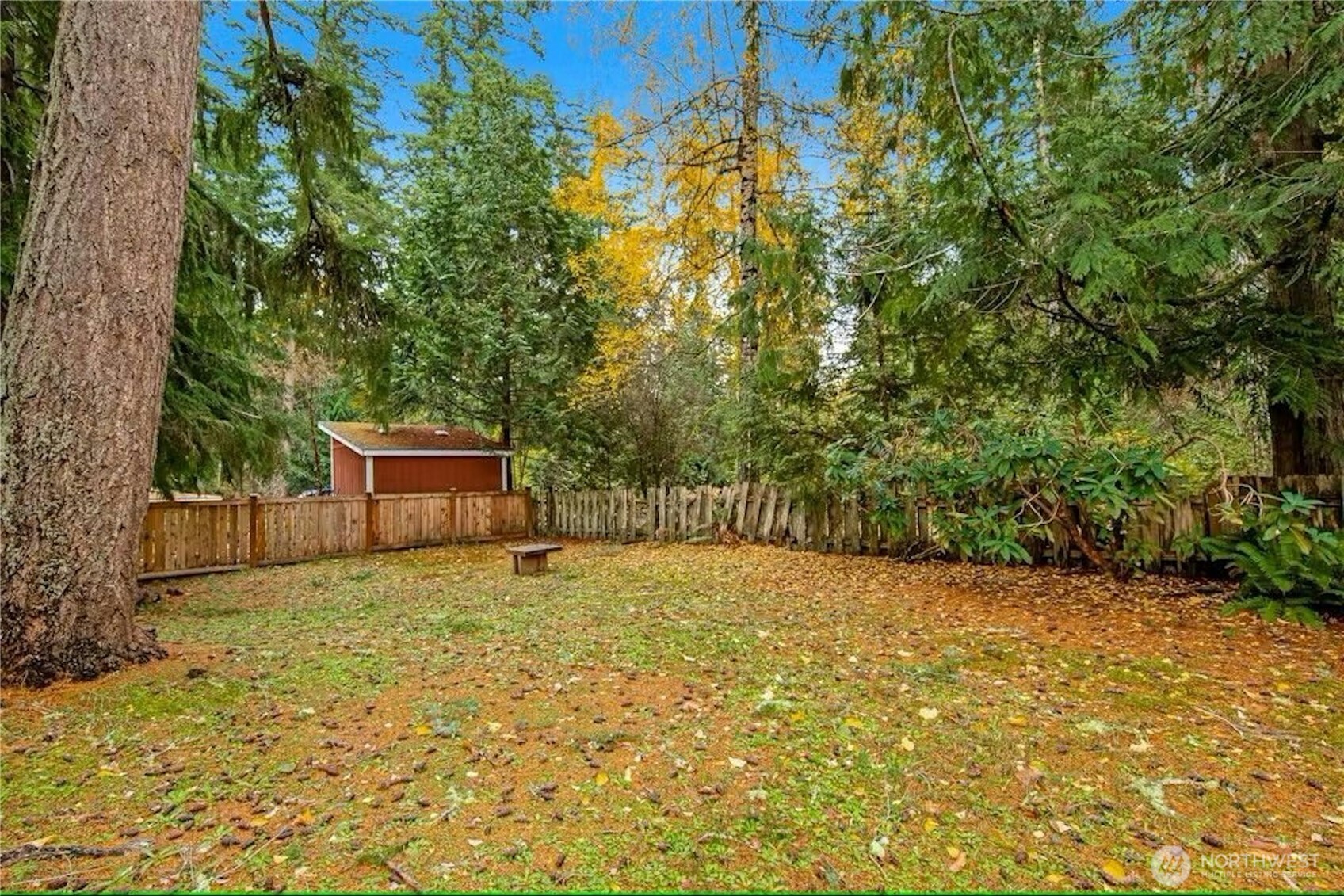 5579 Northeast Foster Road Bainbridge Island, WA 98110 - Photo 32 of 36