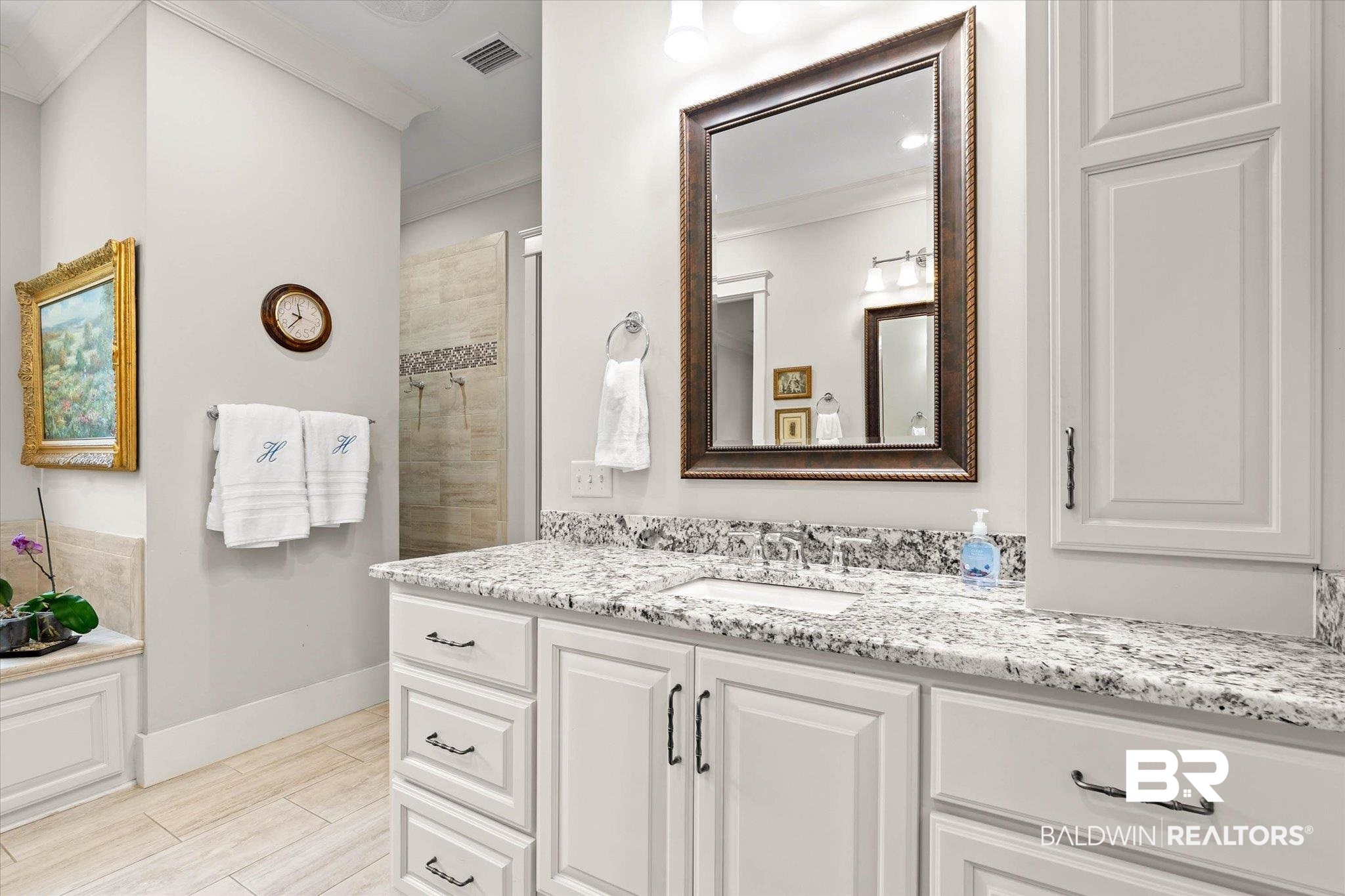 561 Falling Water Boulevard Fairhope, AL 36532 - Photo 19 of 45 Primary Vanities