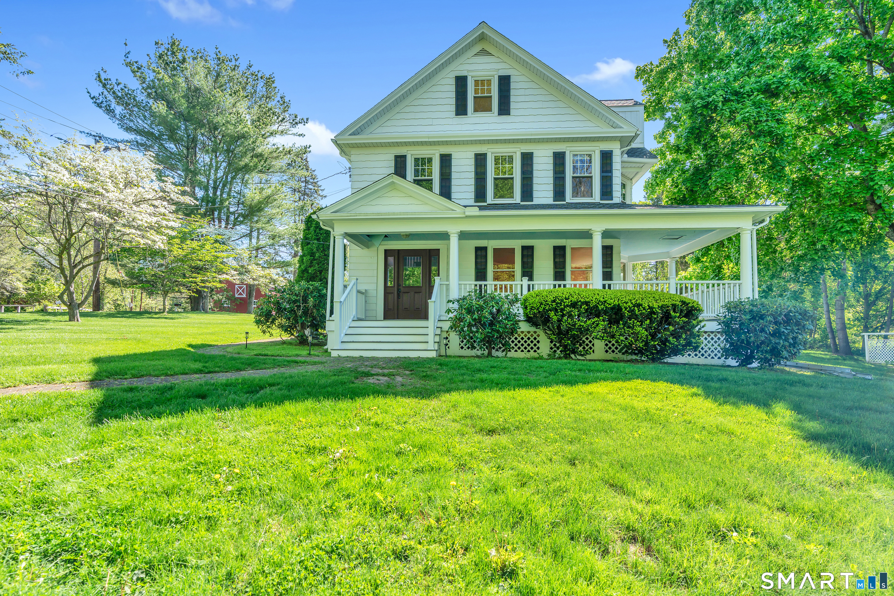 286 Daniels Farm Road Trumbull, CT 06611 - Photo 10 of 35