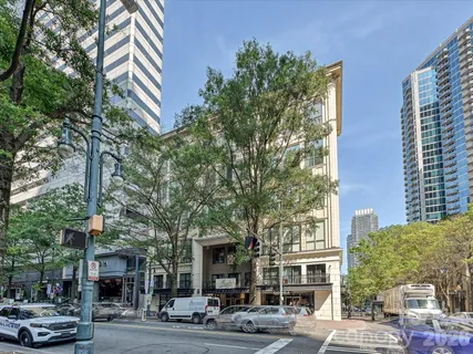 $1,390,000 | 127 North Tryon Street, Unit 509, Charlotte, NC 28246