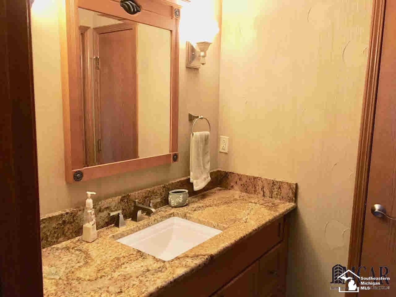 8659 Jackman Road Temperance, MI 48182 - Photo 37 of 45 Full Bathroom Up