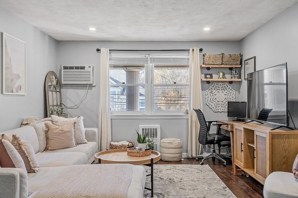 239 Main Street, Unit B10 Reading, MA 01867 - Photo 18 of 40 Gallery Image 18