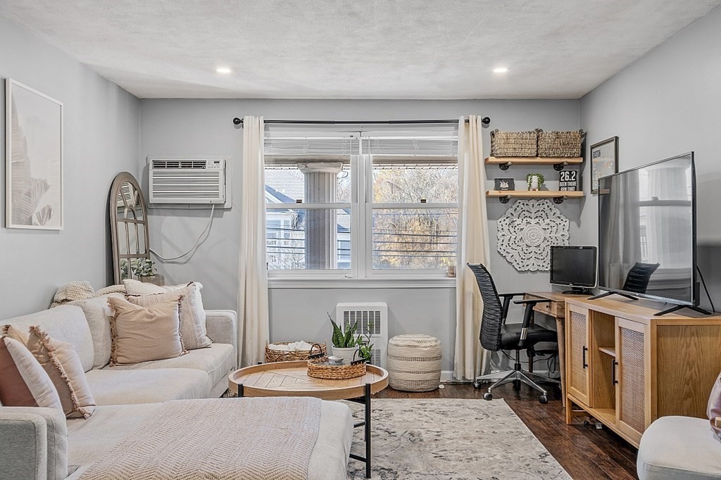 239 Main Street, Unit B10 Reading, MA 01867 - Photo 21 of 40 Gallery Image 21