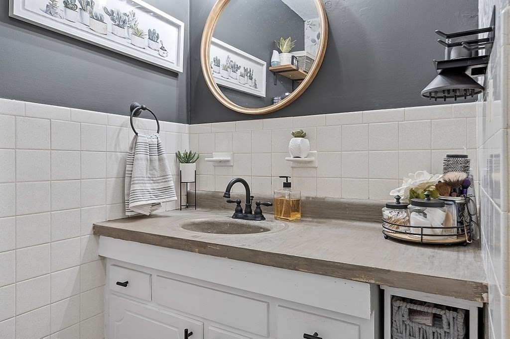 239 Main Street, Unit B10 Reading, MA 01867 - Photo 24 of 40 Gallery Image 24