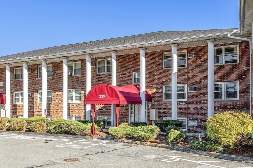 239 Main Street, Unit B10 Reading, MA 01867 - Photo 33 of 40 Gallery Image 33