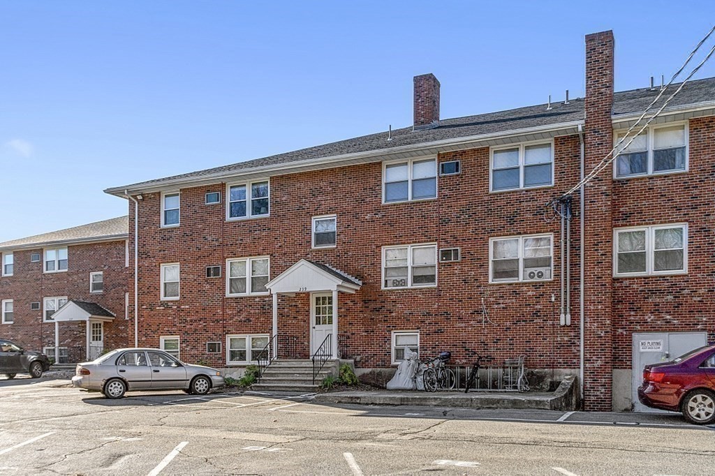 239 Main Street, Unit B10 Reading, MA 01867 - Photo 34 of 40 Gallery Image 34