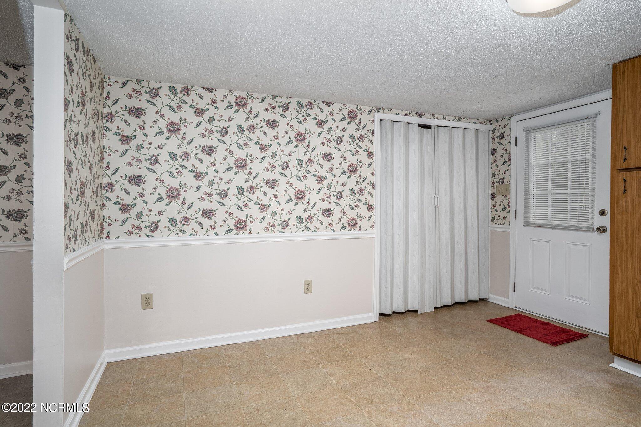 8339 Edwards Road Castalia, NC 27816 - Photo 11 of 30 011-8339EdwardsRoad-Castalia-NC-27816-SM