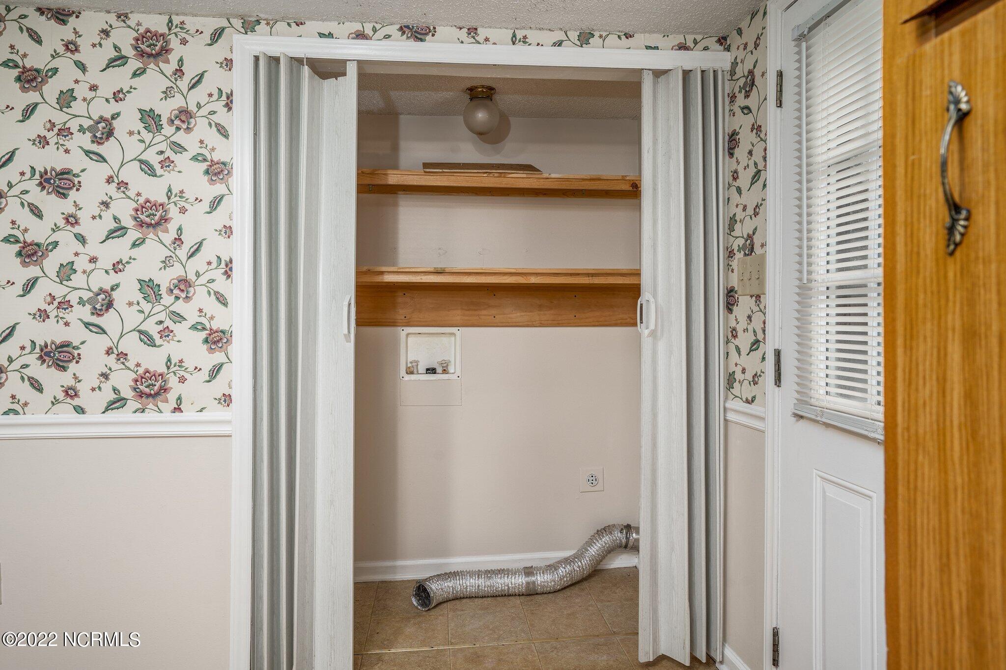 8339 Edwards Road Castalia, NC 27816 - Photo 14 of 30 014-8339EdwardsRoad-Castalia-NC-27816-SM
