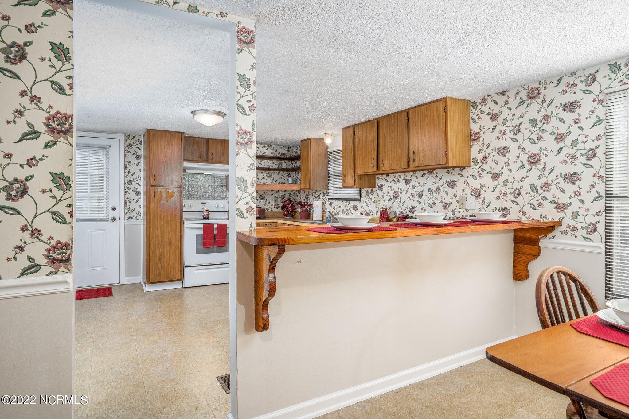 8339 Edwards Road Castalia, NC 27816 - Photo 8 of 30 008-8339EdwardsRoad-Castalia-NC-27816-SM