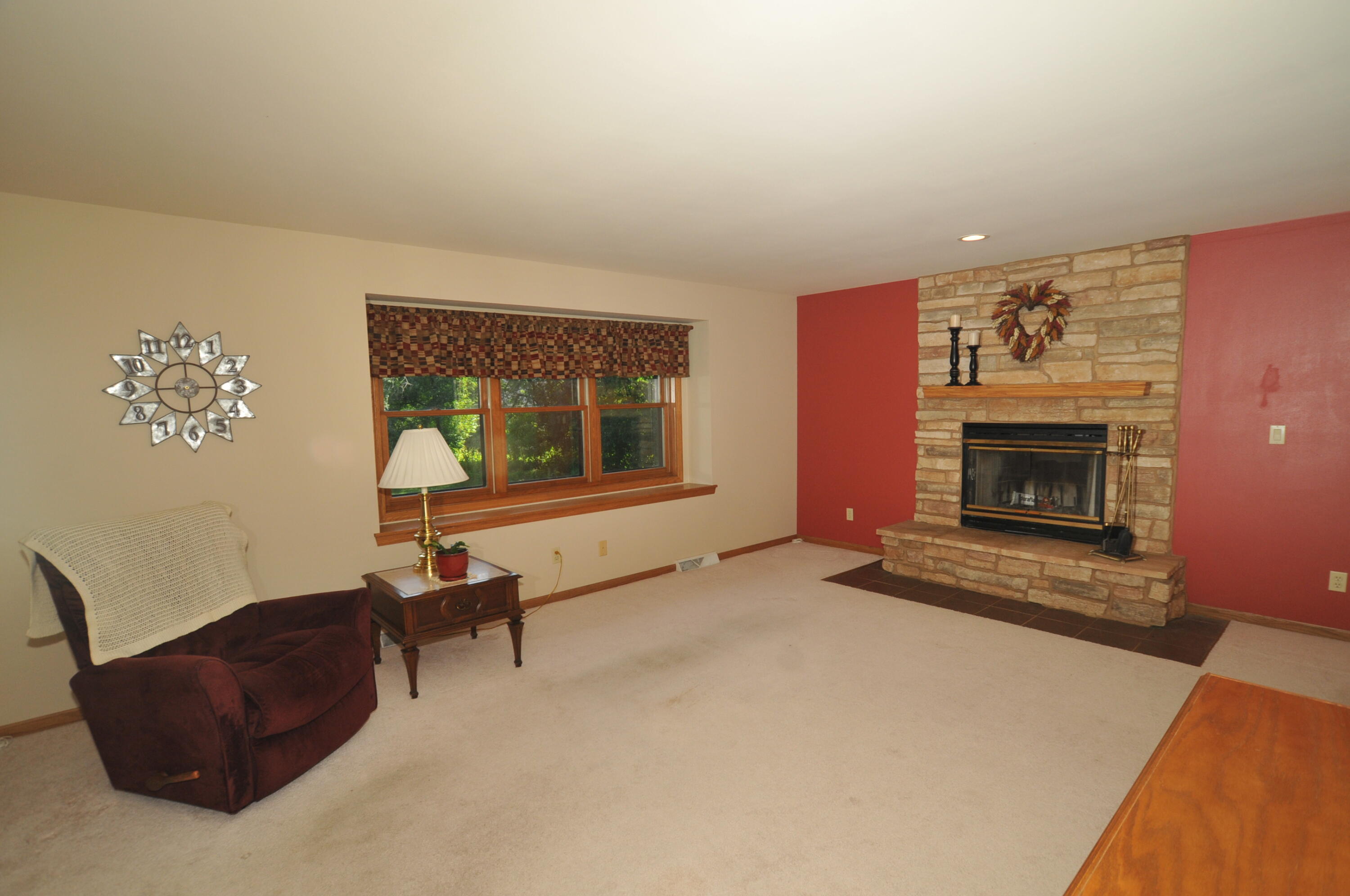 2436 5 1/2 Mile Road Caledonia, WI 53402 - Photo 23 of 44 DSC_0826