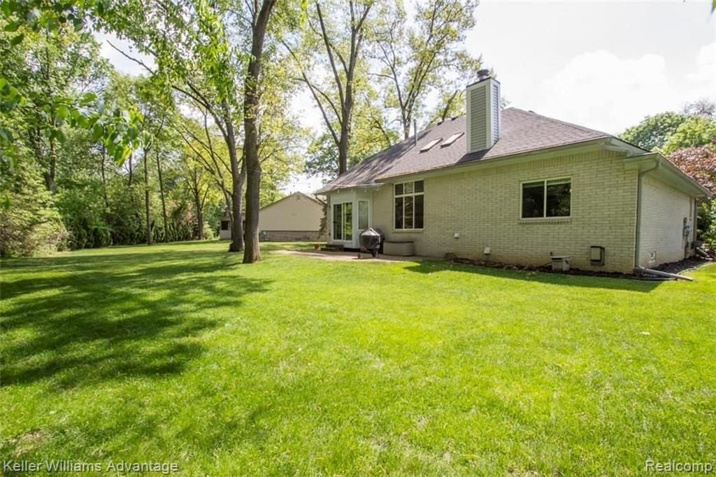 1631 Cardinal Ridge West Bloomfield, MI 48324 - Photo 32 of 32 Gallery Image 32
