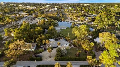 $1,000,000 | 2985 Sabal Court, Naples, FL 34112